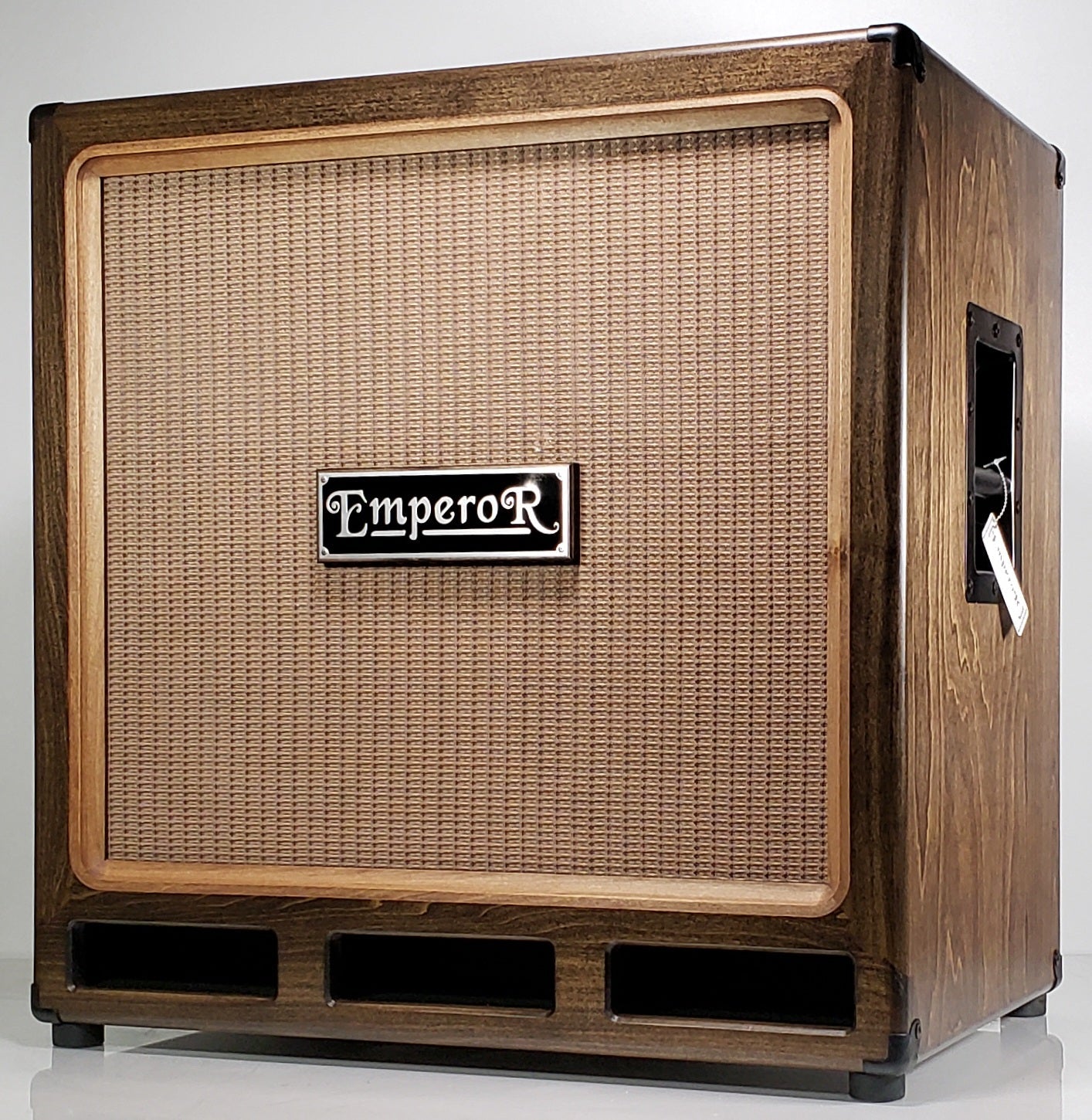 a 4x10 bass speaker cabinet made in the usa